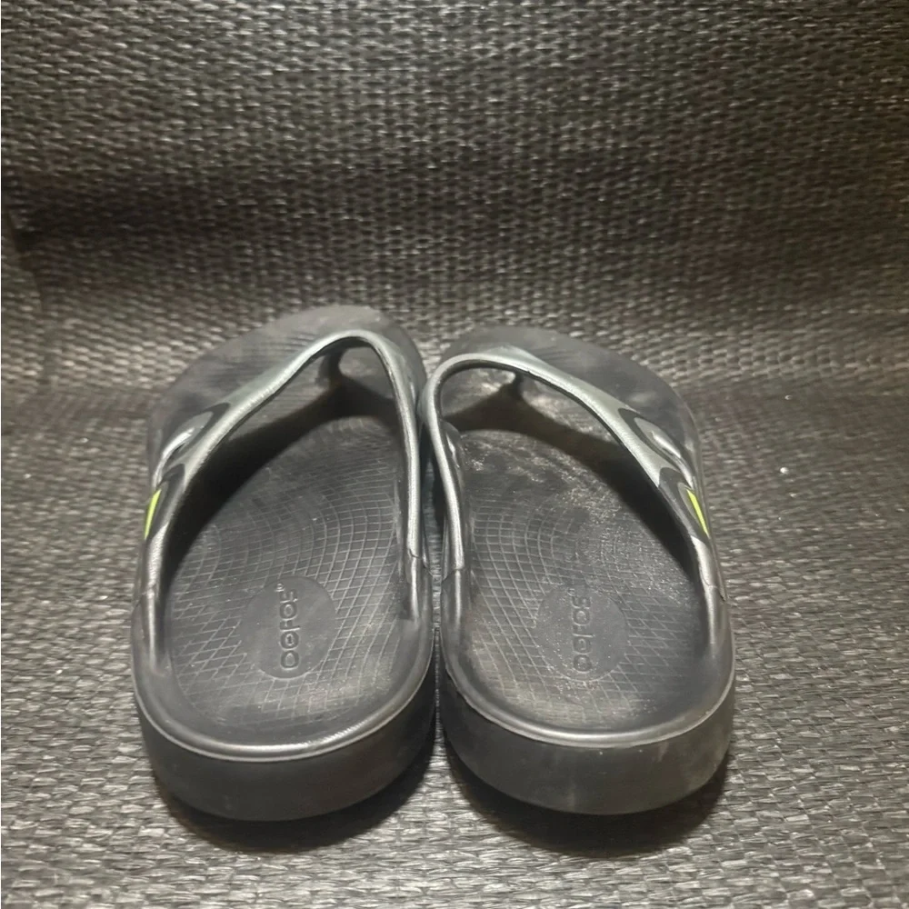 Oofas original sport flip flops